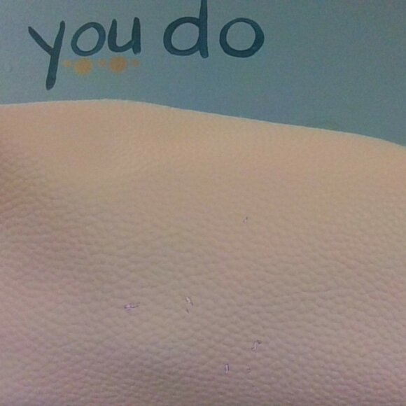 it's pink dark and light - Picture 2 of 3